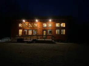 Taborton Harvest Boulder Pines Cabin - Image 2