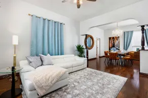 Elegant Victorian 2BR • 2 Parking • 2 km FIFA MBO! - Image 3