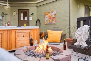 Hot tub, cold plunge & fire pit · mountain views - Image 2