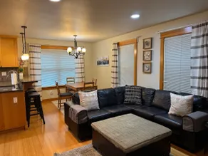 Urban Townhome - Image 4