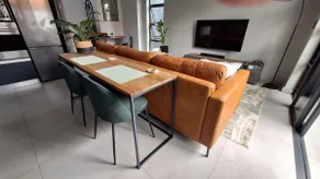 Luxurious Upmarket Apartment - Image 3