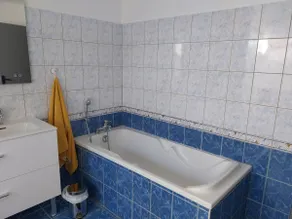 Large bright apartment on 2 floors - Image 4