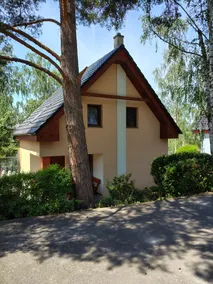 Koloděje Resort - orange house - Image 3