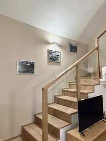 New three-room apartment in the historic center with parking space - Image 3
