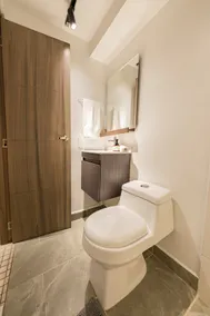 Cozy Loft 104- near the subway- private- fast WIFI - Image 5