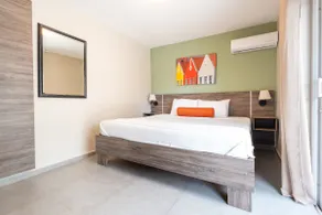 Superior 2 Bedroom Apartment - Image 4