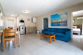 Superior 2 Bedroom Apartment - Image 2