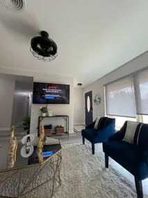 Lovely Family Fav Home | 5Bed•2Bath•Big Yard•I-10 - Image 2