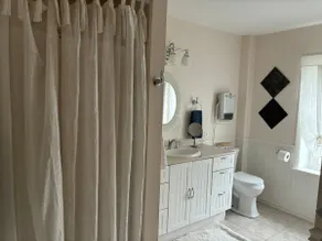 The Willow Wren | 2BR Pet Friendly Cottage Escape - Image 3