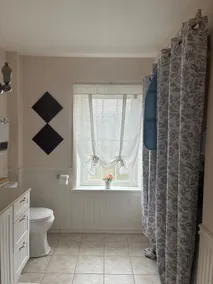 The Willow Wren | 2BR Pet Friendly Cottage Escape - Image 5