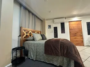 A cutting-edge suite in the center - Image 2