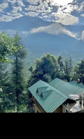 hikers wooden cottage JIBHI - Image 4