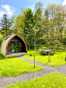 Cosy Wooden Willow Pod - Image 3
