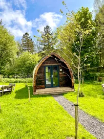 Cosy Wooden Willow Pod - Image 4