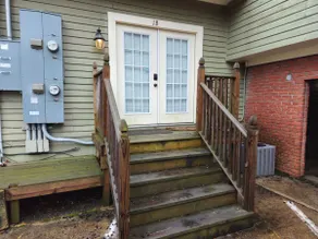 One Bed Just Off Cotton - Image 3