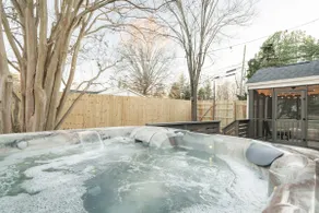 Luxe Cottage w/Hot Tub+Fire Pit+Library near Lake - Image 3