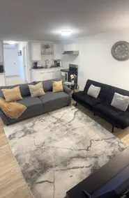 Luxury Suite in Bristol Riverview - Image 3