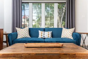 Walk to Whyte Ave |9 beds| Central A/C | sleeps 15 - Image 3