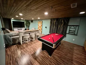 6BR/4BA Group Retreat|Theatre|Massage Chair|Arcade - Image 2
