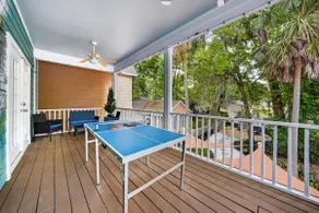 The Art House/Fire Pit/Games/Sleeps 9/Near DT - Image 5
