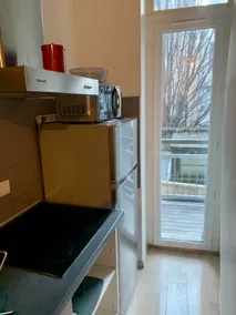 Quiet pedestrian center, 2-room apartment Balcony - Image 5