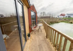 Red Sheds Cabin 'Herons Den' - Image 3