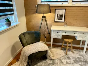 Comfortable and stylish apartment - Image 4