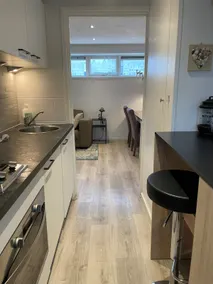Comfortable and stylish apartment - Image 2