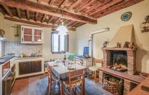 Nice home in Borgo a Mozzano with WiFi - Image 3