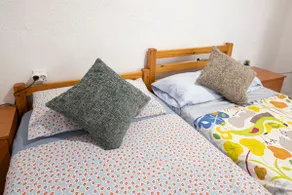 Comfortable basement near the subway and the Valencia fair - Image 5