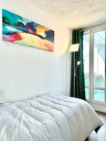 3 bedroom apartment with 3 double beds - Image 4