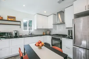 Modern Private 2BR/2BA | Near Stanford | Quiet - Image 3