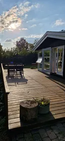 Lovely Bright Summer House Close To The Beach - Image 4