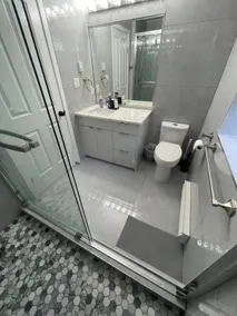 Modern Chic: 1500sqft,King Beds,Desirable Location - Image 3