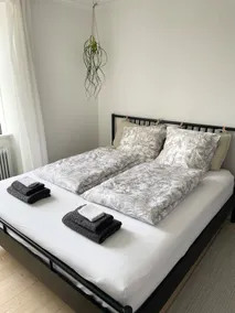 Charming mansion apartment with beautiful location. - Image 3