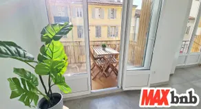 MaxBnb - 1 Bedroom Apartment 50 m² - Balcony - Air conditioning - Image 4