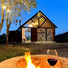 Emerald Romantic retreat with heated pool! - Image 5