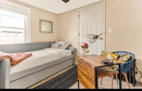 Maison Luxe2-Chic & Cozy Getaway - Image 5