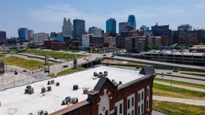 BohoRetreat: KingLoft&StreetCar - Image 2