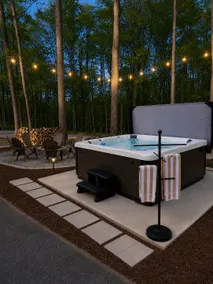 Hot Tub|Game Room|King Beds|Fireplace|Pool Access - Image 2