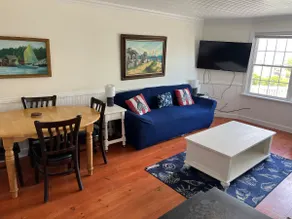 In-town apartment! - Image 5