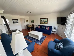 In-town apartment! - Image 4