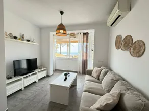 Sunny beachfront terrace - Image 4