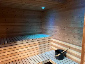 La Maison du Parc – lake view, pool, hot tub, steam room, sauna - Image 3