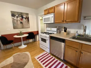 Portage Park Pad - Image 4