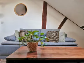 • The atypical • wifi/TV/tram • organic accommodation - Image 3