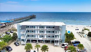 Exceptional Ocean-Pier-Pool Front 1 BR Condo - Image 4