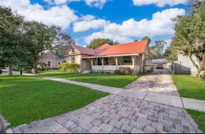 Beautiful home near Disney PrivatePoolBBQ Downtown - Image 3