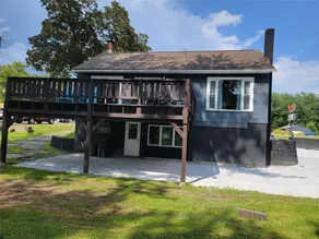 Riverfront Cottage in Owego - Image 2