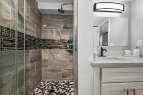 Pristine Orem home - 6BR Cozy Home - Image 3